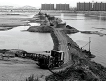가자! 강남으로, 1974-1978